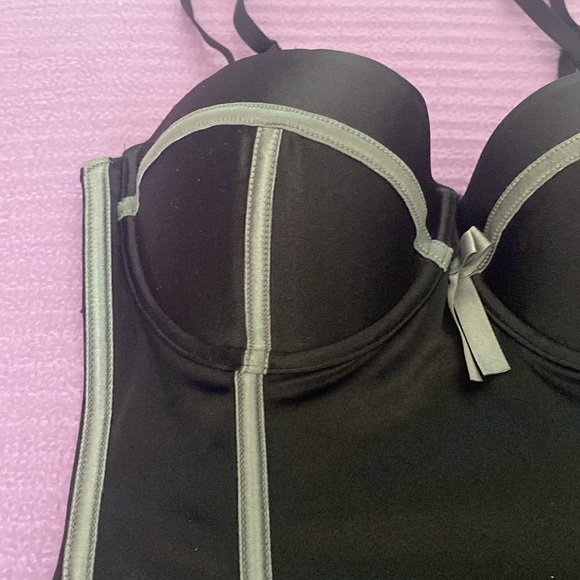 H & M black with grey corset - Picture 2 of 7